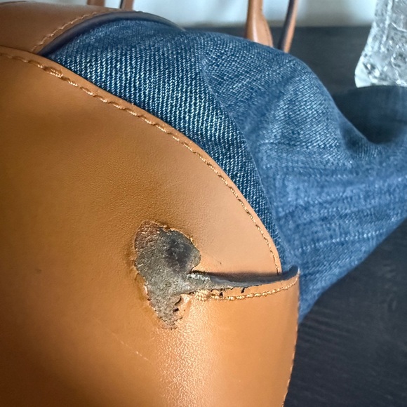 Michael Kor's purse - Picture 6 of 12